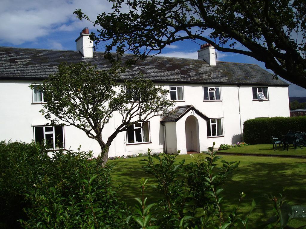 Villa Granary At Tyddyn Isaf Ruthin Exterior foto